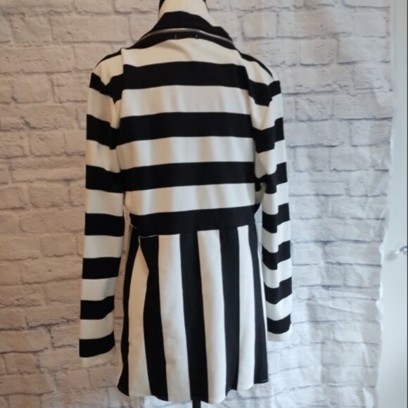 Vintage Modella Black and White Striped Shawl style Cardigan - Picture 4 of 11